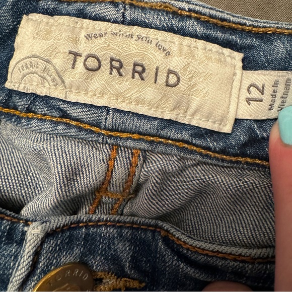 Torrid Denim Shorts Size 12 Cuffed, light distress, Jean, summer, spring, casual - Picture 4 of 4